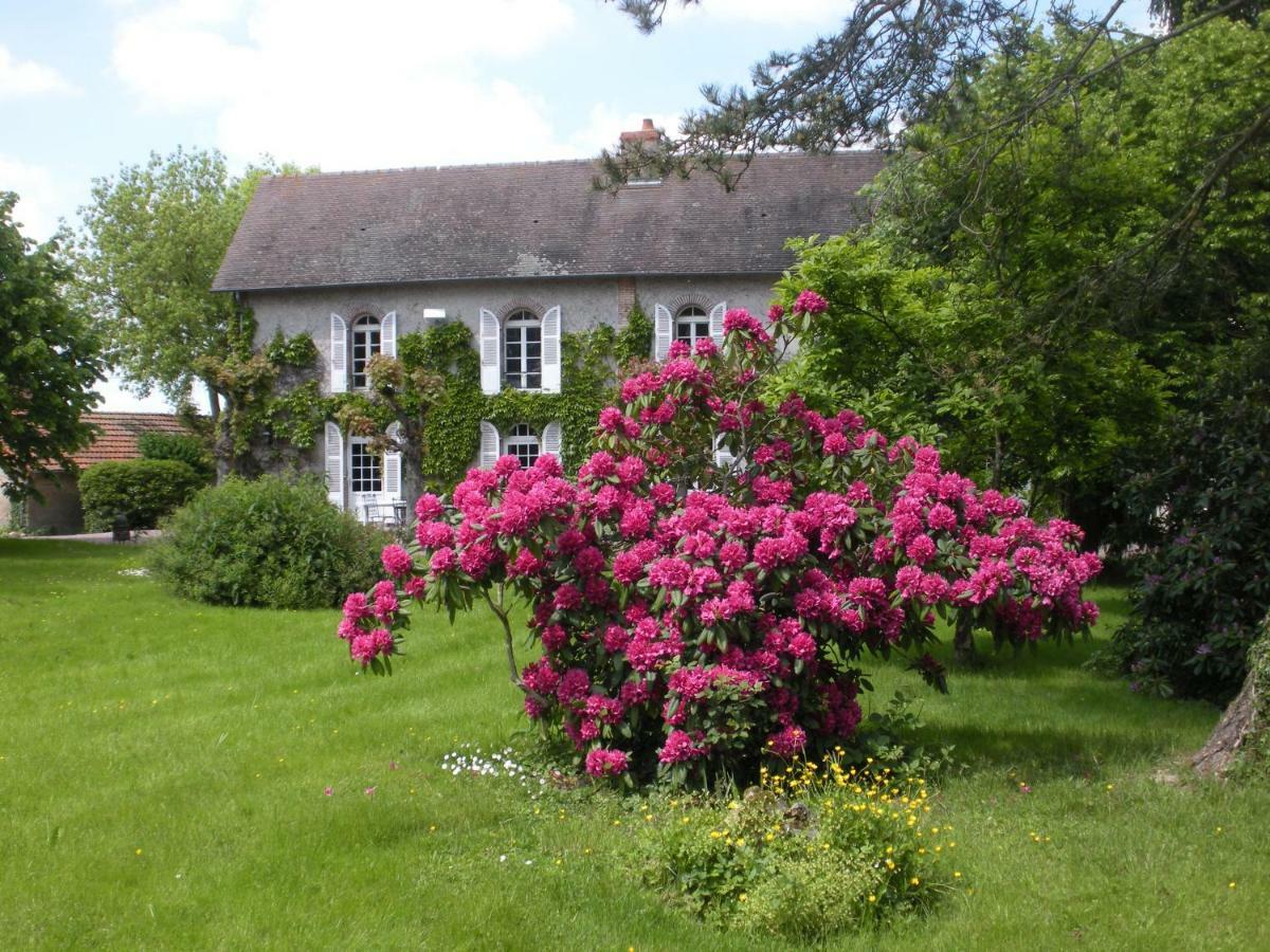 Le Domaine Du Mijarnier Bed & Breakfast Montbeugny Ngoại thất bức ảnh