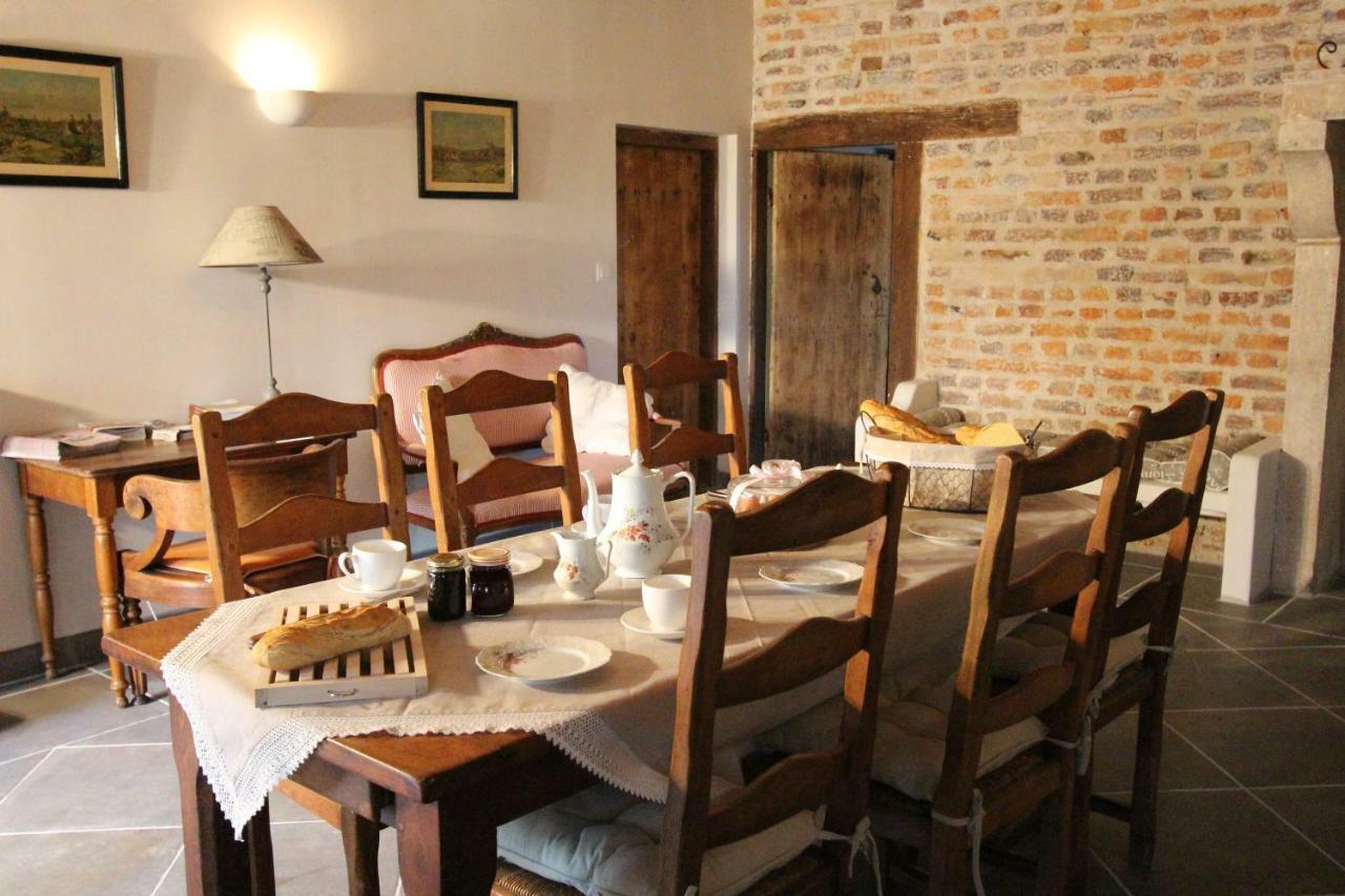 Le Domaine Du Mijarnier Bed & Breakfast Montbeugny Ngoại thất bức ảnh